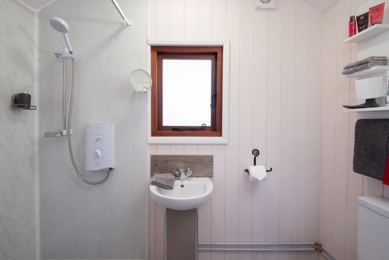 Foxglove Shepherd'S Hut Berwick Upon Tweed Extérieur photo